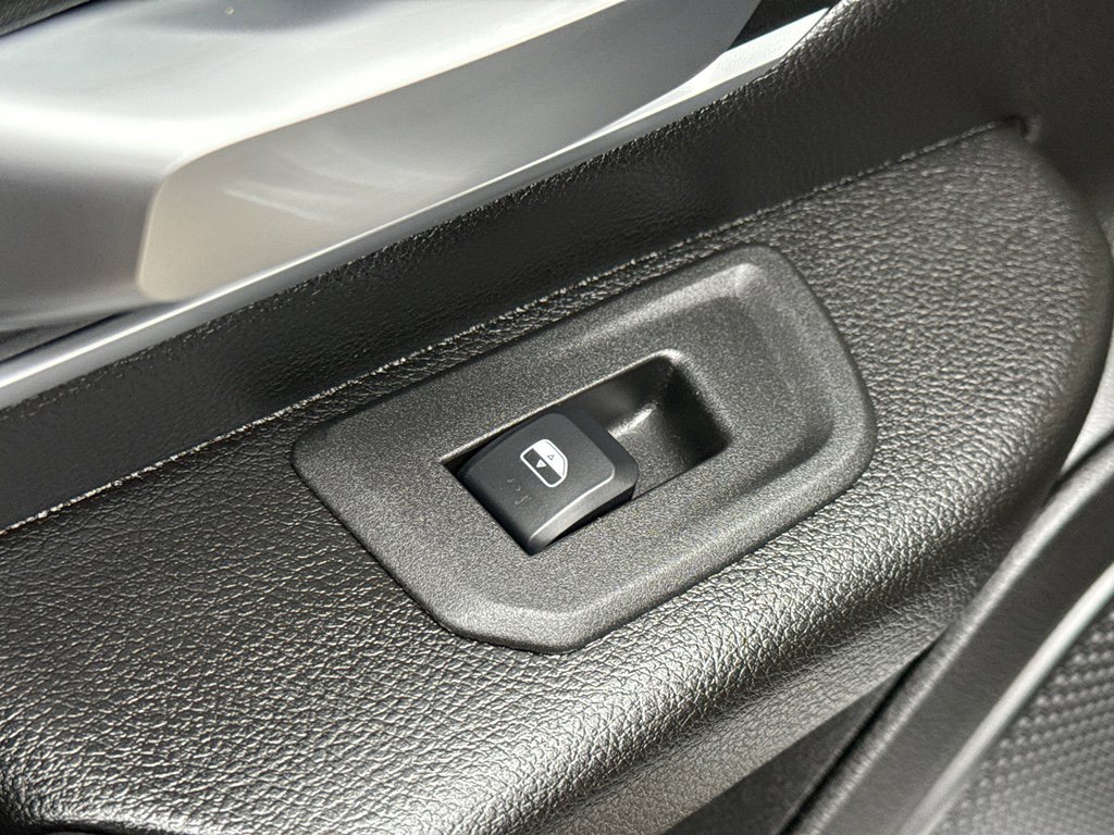 Used 2025 RAM 1500 Big Horn image 33