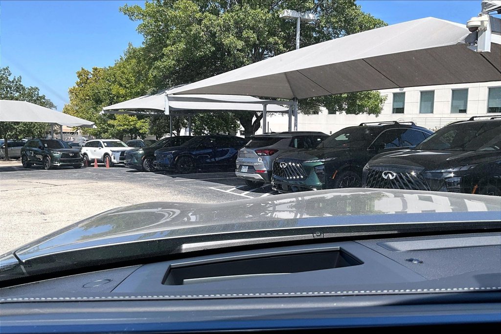 Used 2026 INFINITI QX80 Autograph w/ Premium Cargo Package AWD/4WD image 47