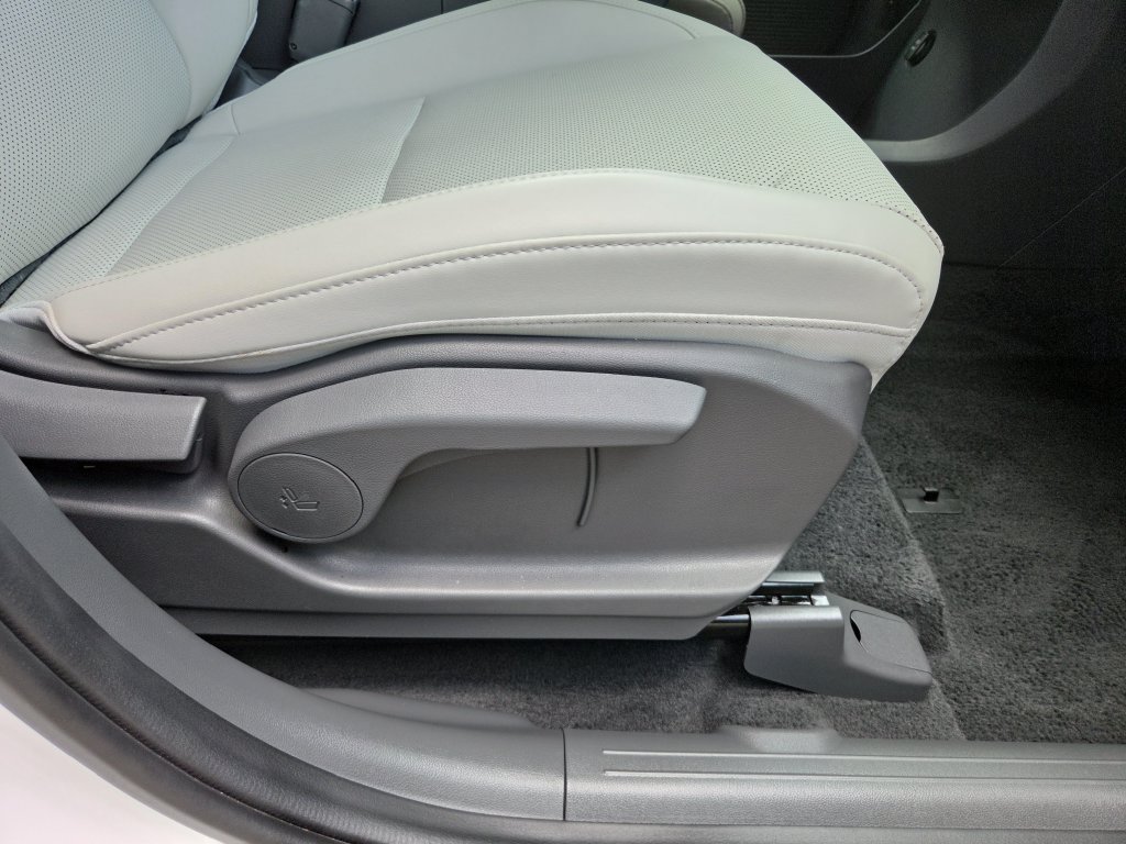 New 2026 Hyundai Santa Fe SEL FWD image 37