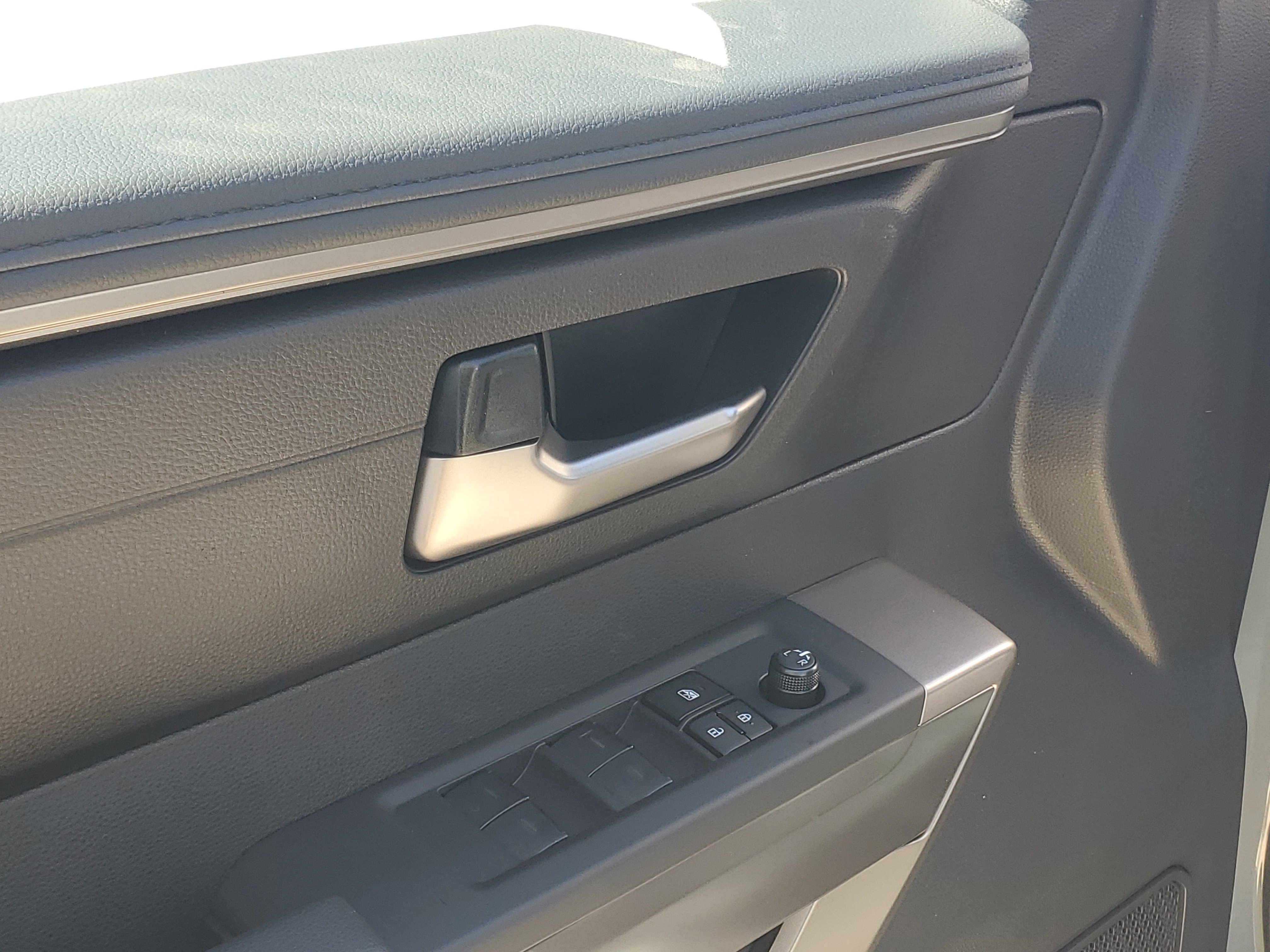 New 2026 Toyota Tundra SR5 w/ SR5 Convenience Package image 23