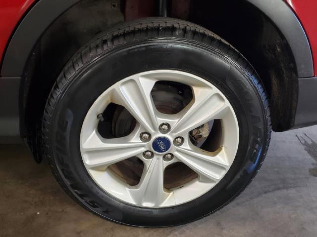 Used 2015 Ford Escape SE FWD image 5