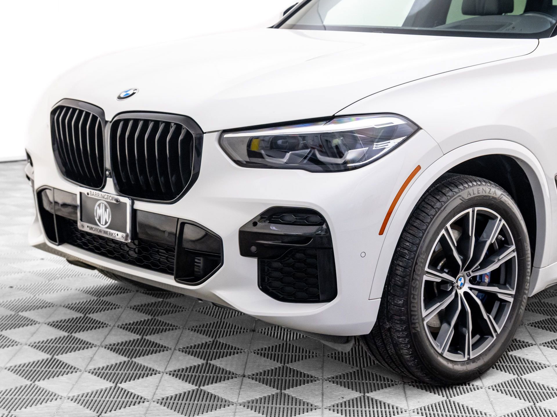 Certified 2023 BMW X5 M50i w/ Climate Comfort Package image 39