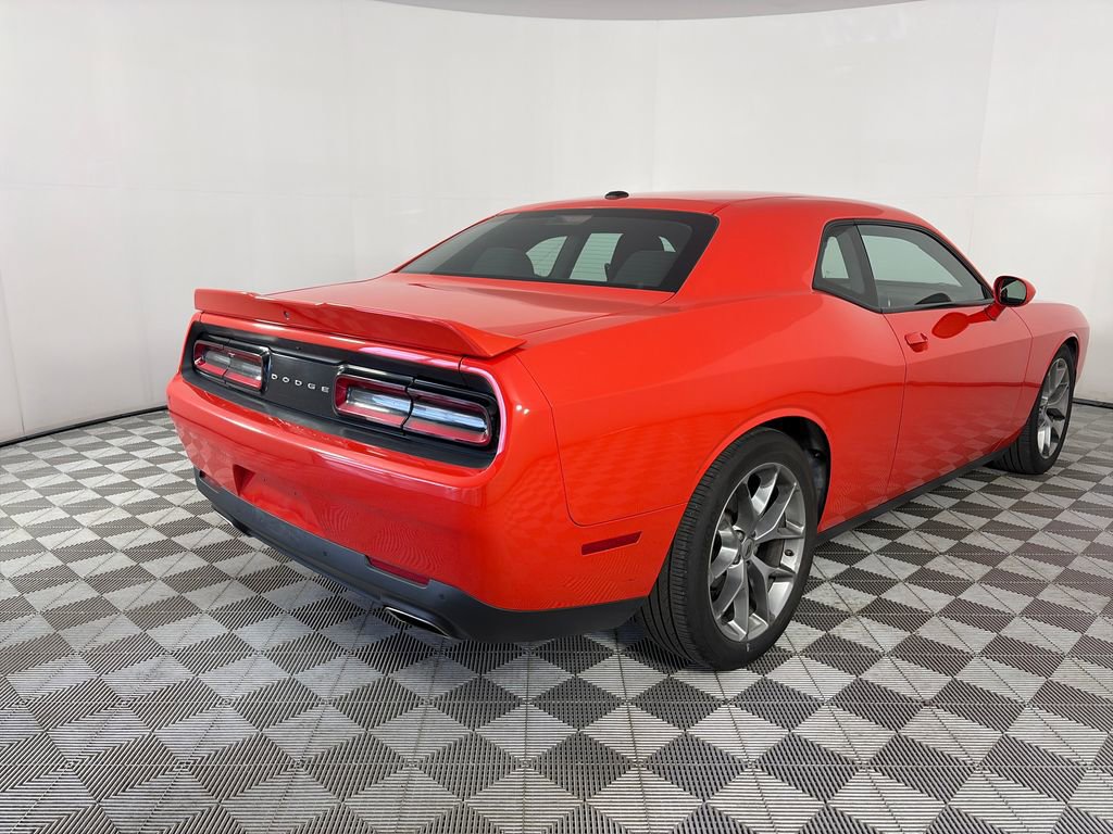 Used 2022 Dodge Challenger GT RWD image 7