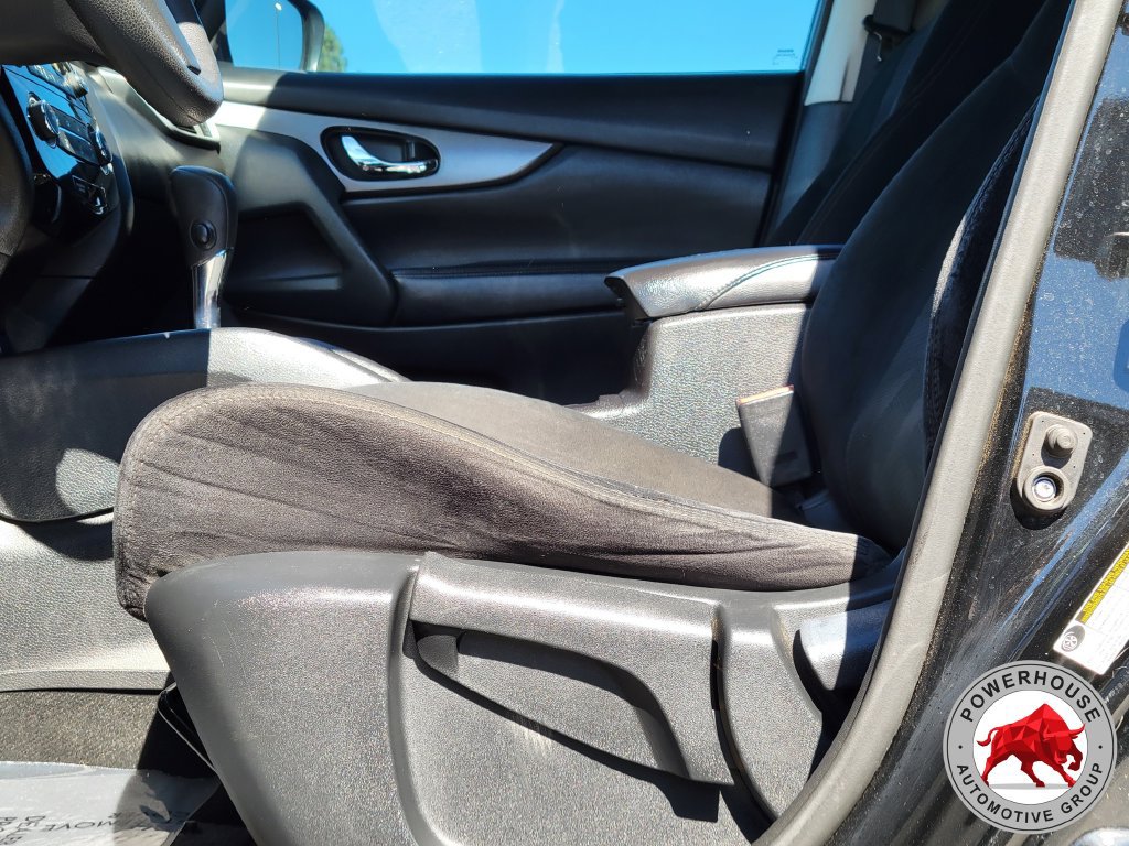 Used 2016 Nissan Rogue S FWD image 22
