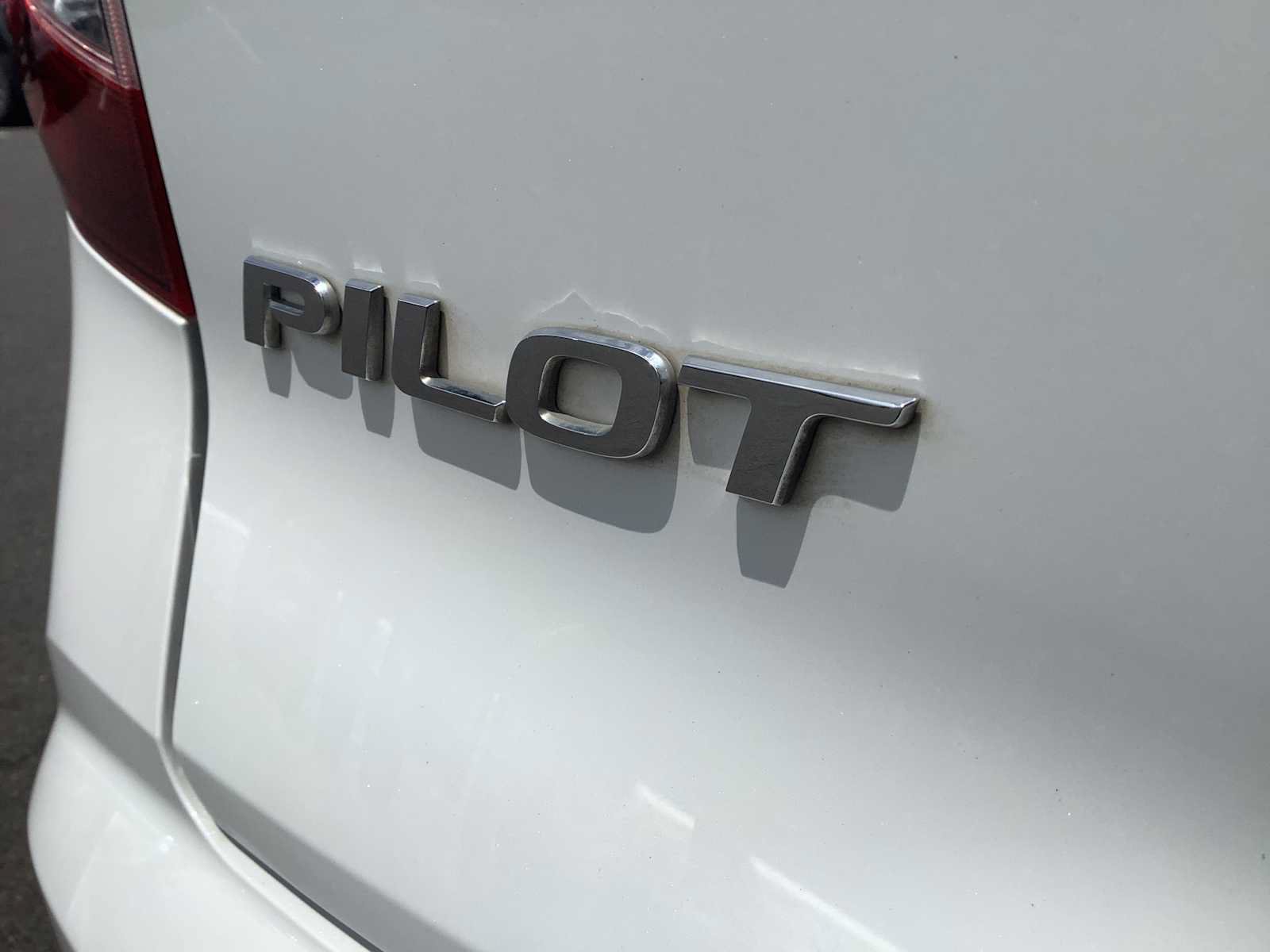 Certified 2022 Honda Pilot Black Edition image 6
