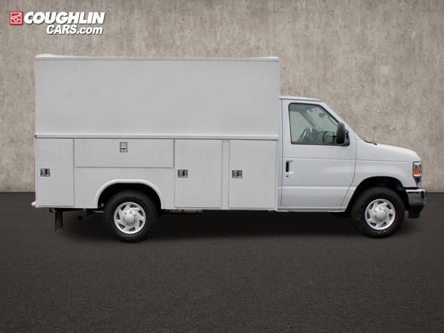 New 2026 Ford E-350 and Econoline 350 Super Duty w/ Power Equipment Group image 8