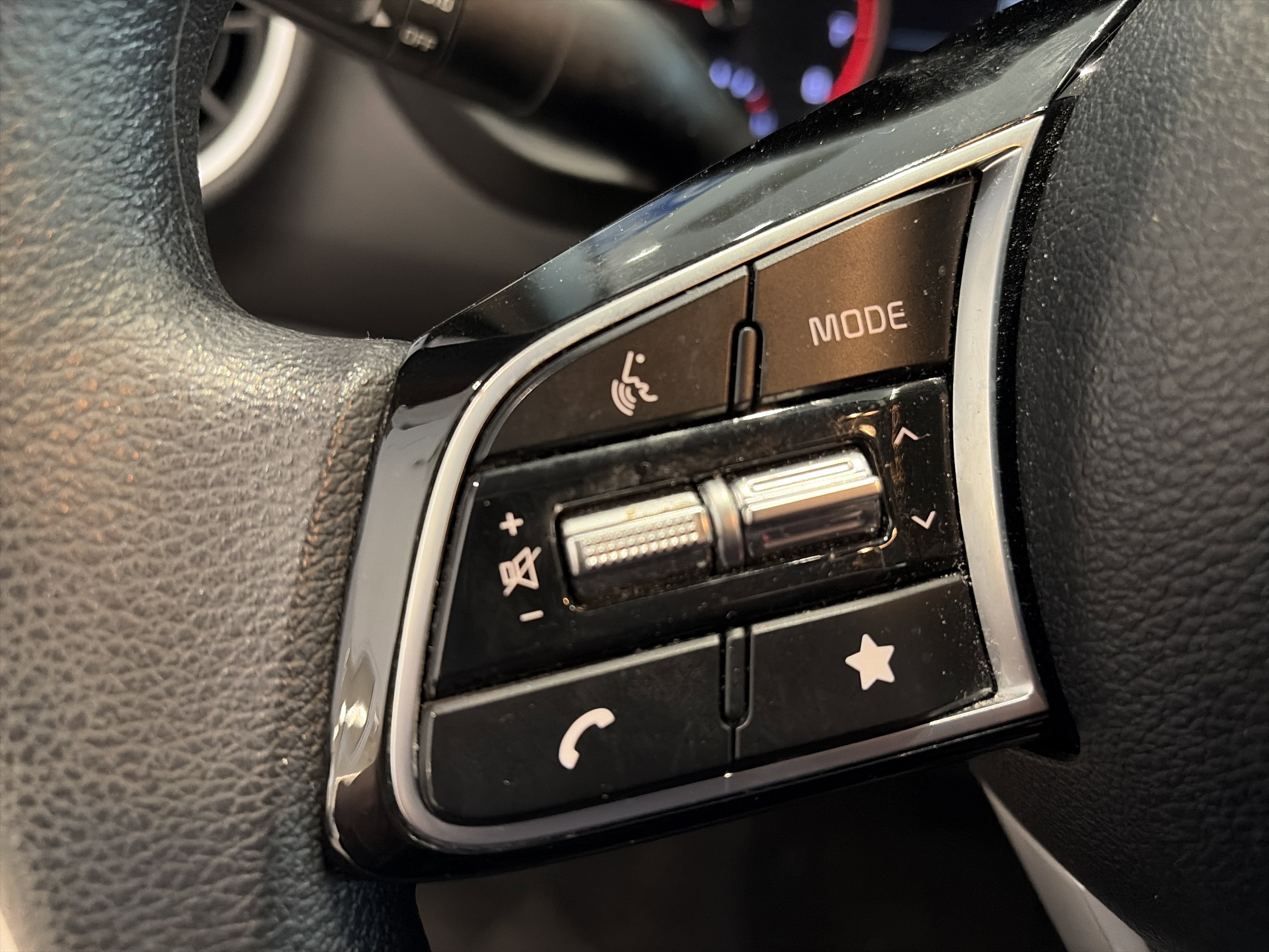 Used 2023 Kia Forte LXS image 24