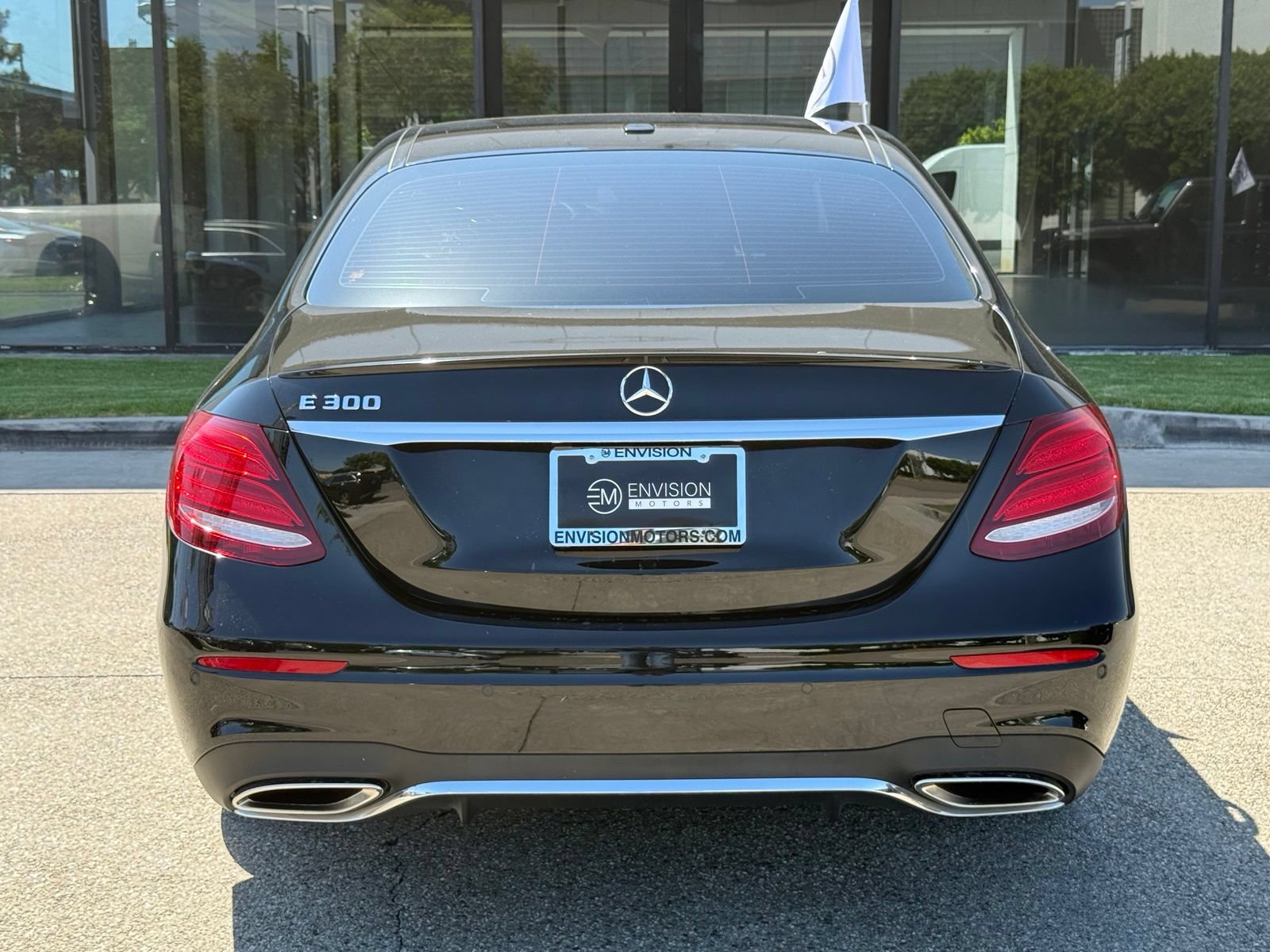Used 2019 Mercedes-Benz E 300 image 13
