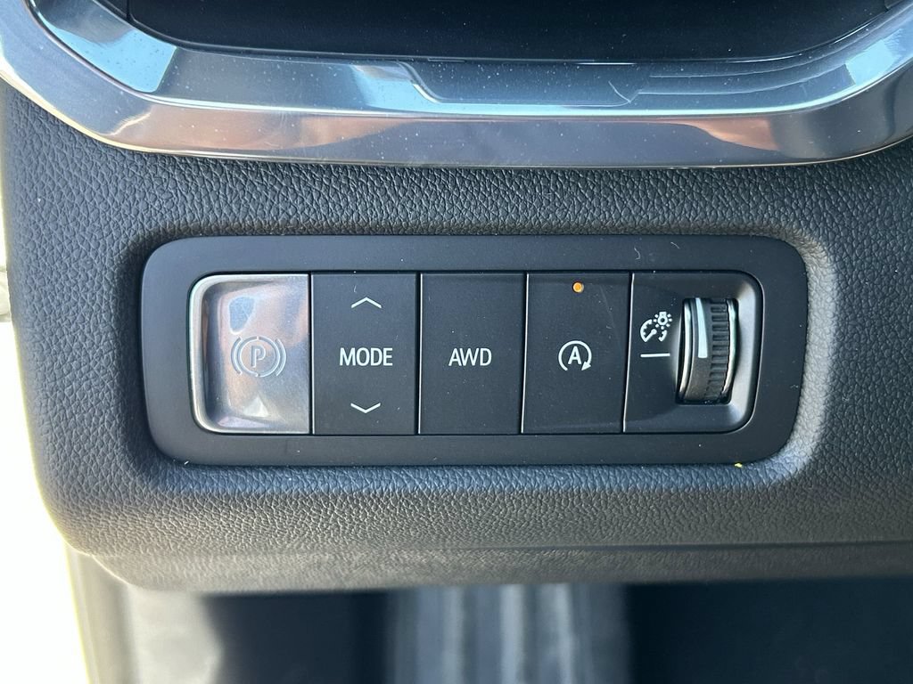 New 2026 GMC Acadia Elevation w/ Elevation Premium Package AWD/4WD image 18
