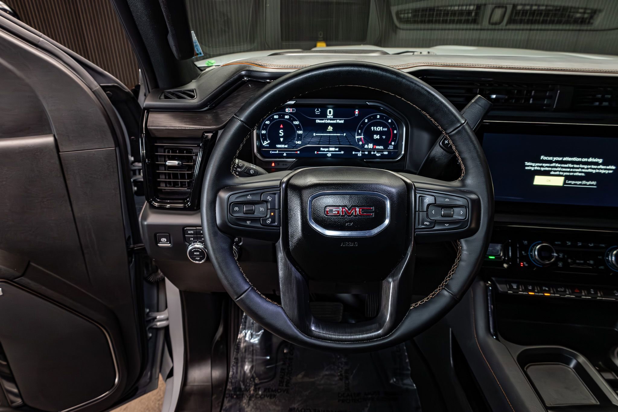 Used 2024 GMC Sierra 2500 AT4 w/ AT4 Premium Plus Package image 13