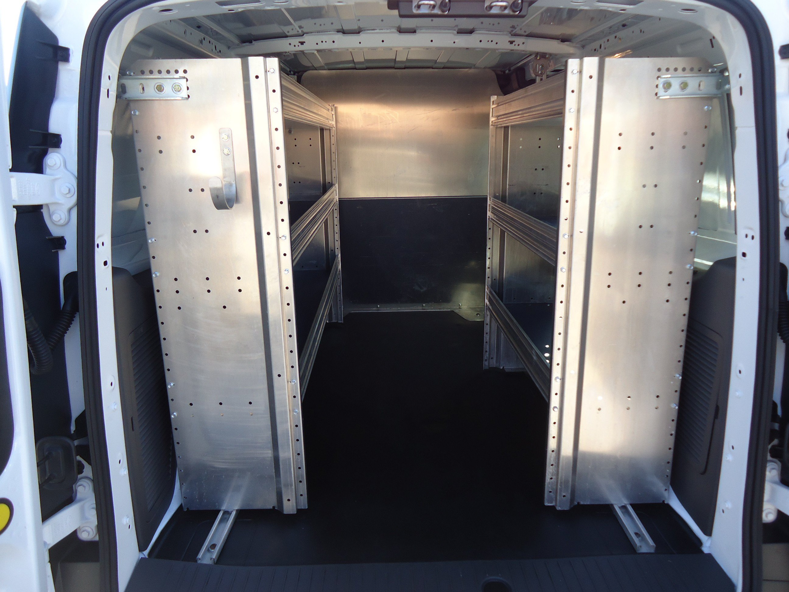 Used 2023 Ford Transit Connect XL FWD image 27