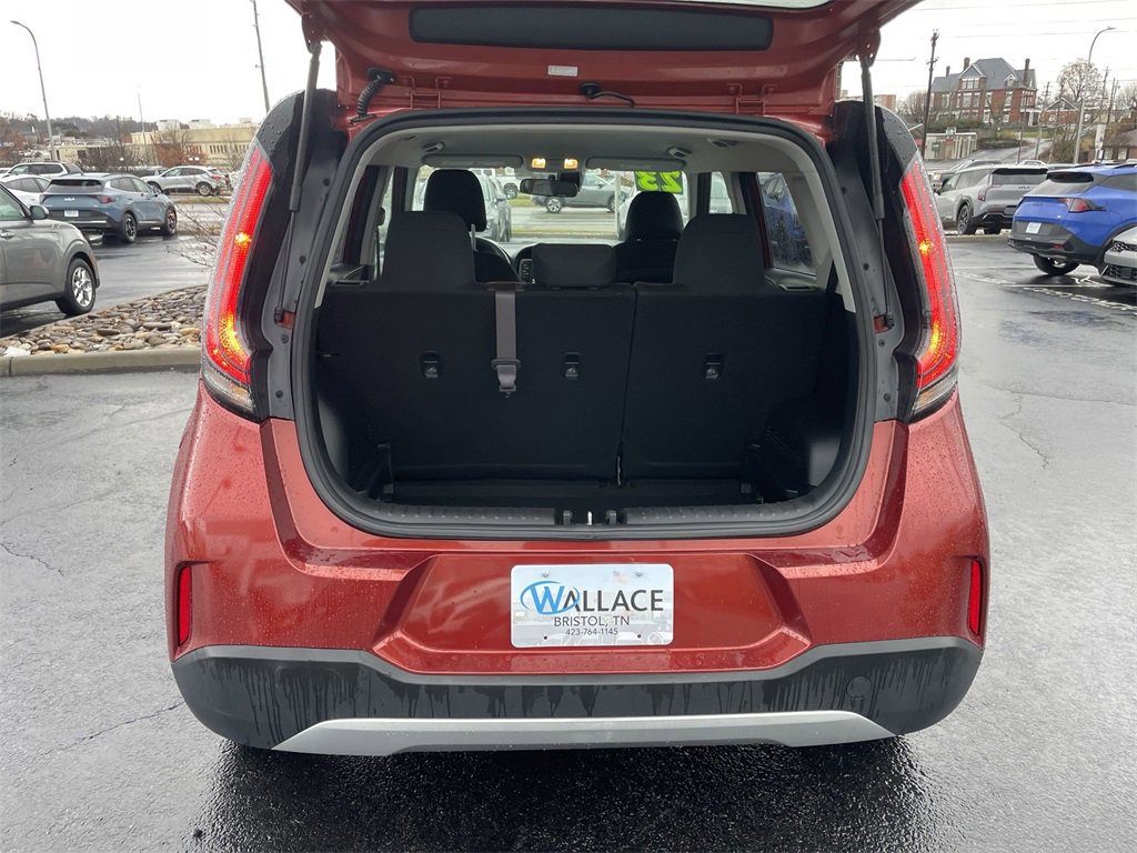 Certified 2023 Kia Soul LX image 32