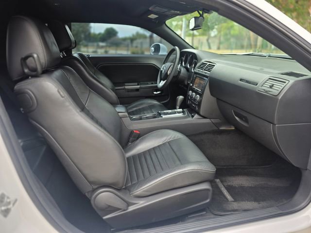 Used 2014 Dodge Challenger SXT Plus w/ Harman/Kardon Audio Group RWD image 34