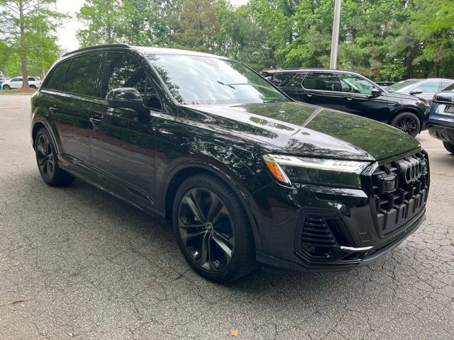 Used 2025 Audi Q7 3.0T Prestige AWD/4WD image 2