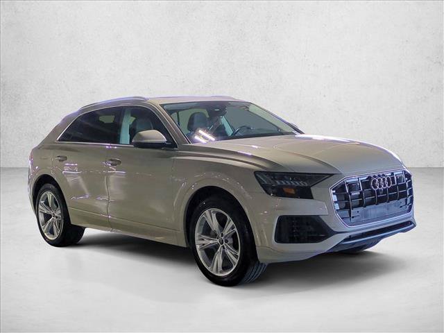 Used 2023 Audi Q8 Premium AWD/4WD image 3