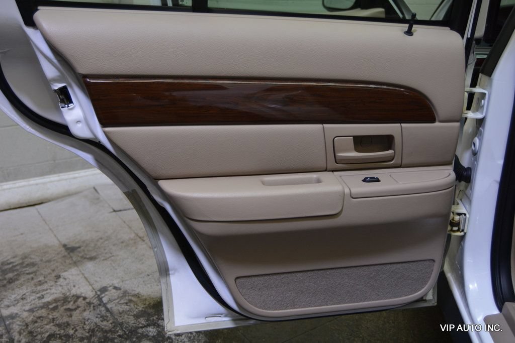 Used 2003 Mercury Grand Marquis GS RWD image 13