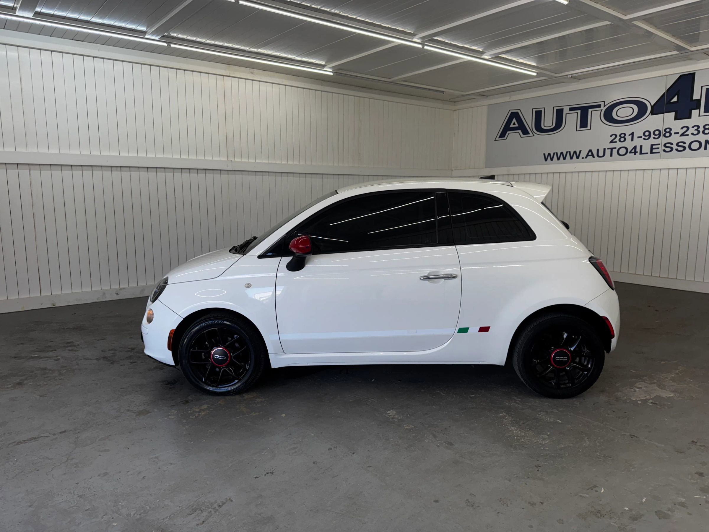 Used 2016 FIAT 500 Pop w/ Italia Package image 8