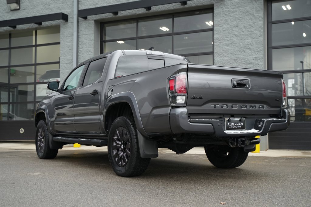 Used 2021 Toyota Tacoma Limited image 22