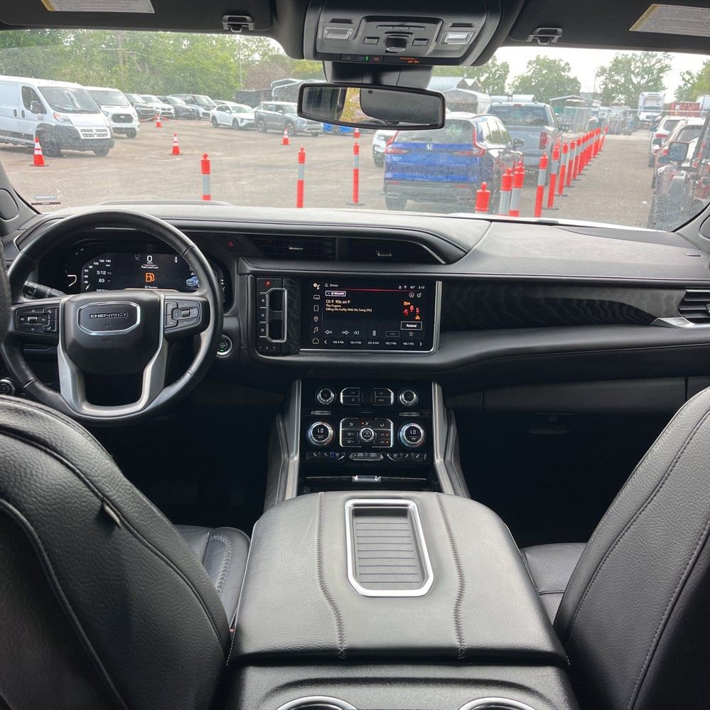 Used 2023 GMC Yukon Denali image 5
