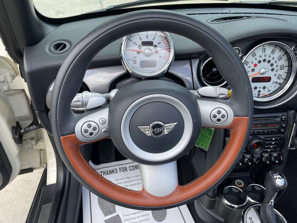 Used 2008 MINI Cooper Convertible FWD image 21