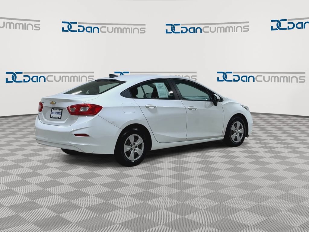 Used 2017 Chevrolet Cruze LS FWD image 8