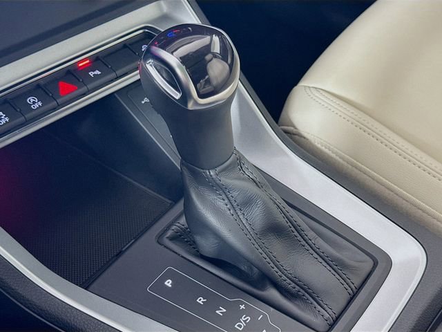 Used 2022 Audi Q3 2.0T Premium Plus image 18