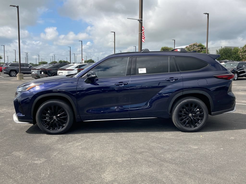 New 2026 Toyota Highlander XSE AWD/4WD image 8