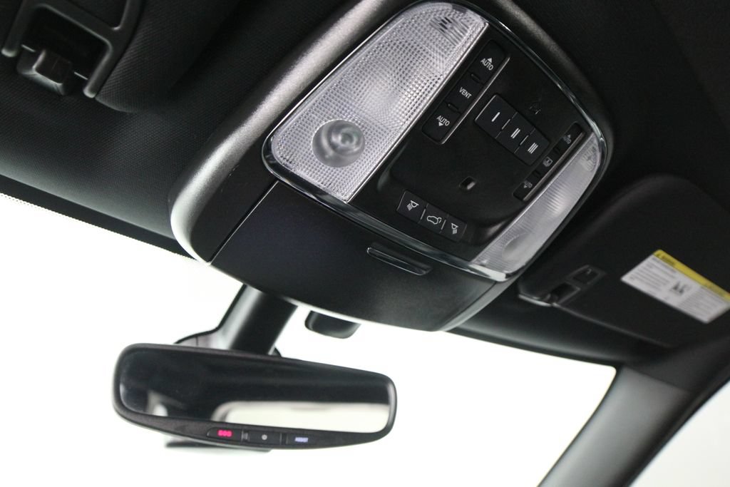 Used 2021 Jeep Grand Cherokee Limited w/ Luxury Group II AWD/4WD image 48
