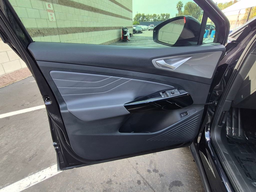 Used 2023 Volkswagen ID.4 Pro S image 20