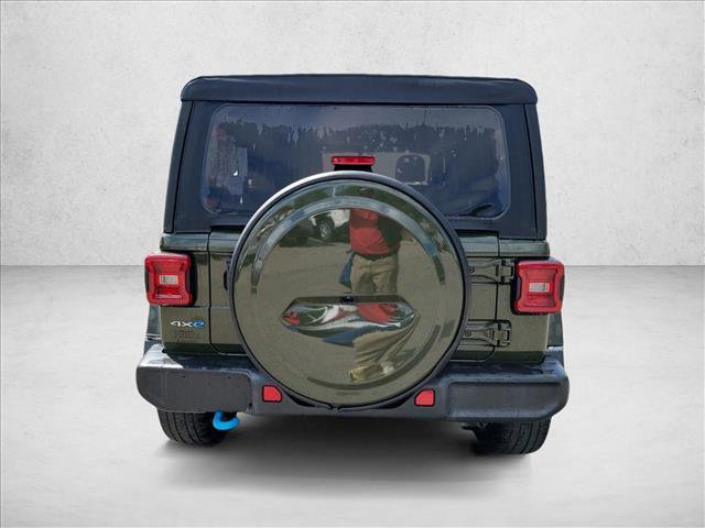 Used 2022 Jeep Wrangler Unlimited Sahara AWD/4WD image 6