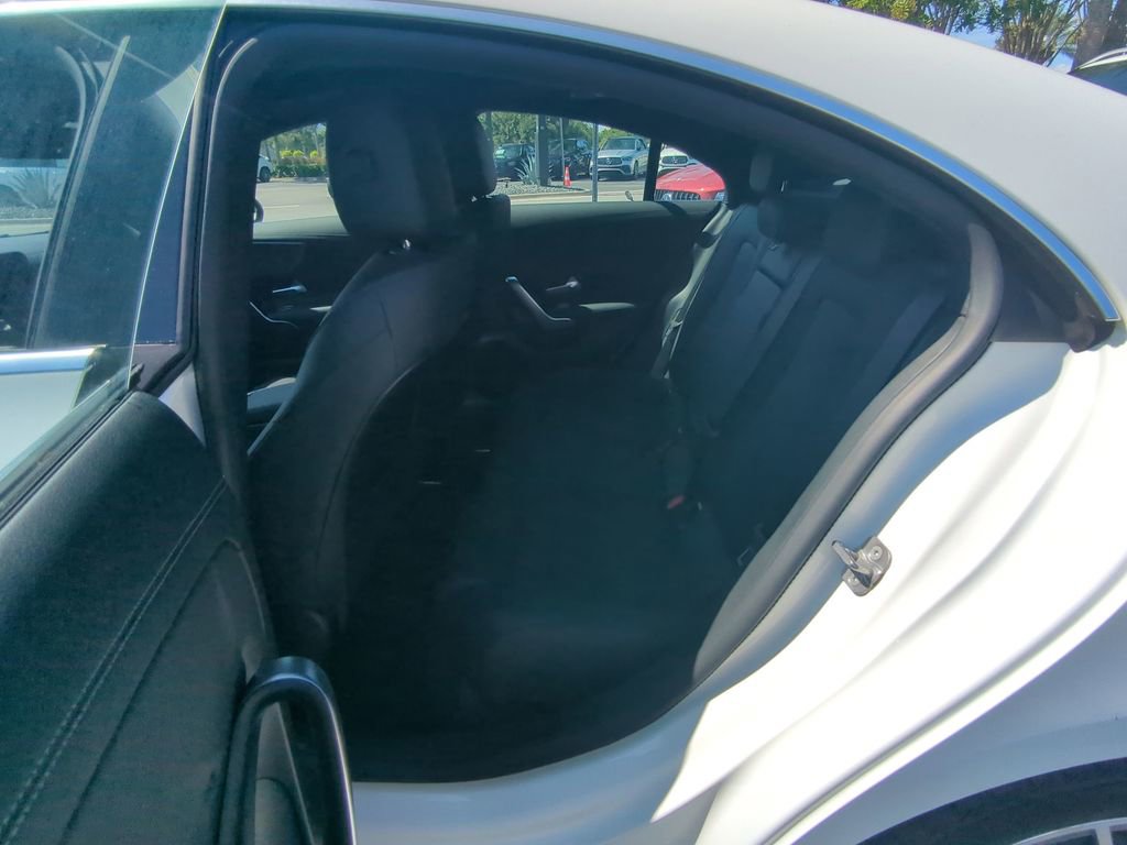 Used 2025 Mercedes-Benz CLA 250 4MATIC image 5