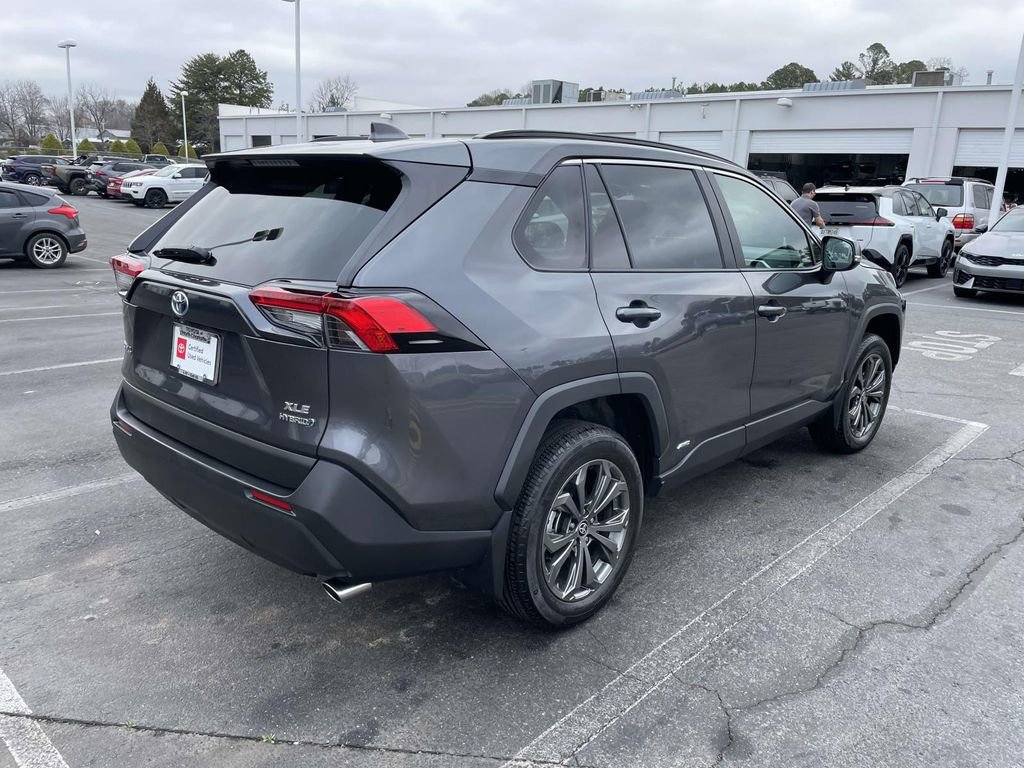 Used 2024 Toyota RAV4 XLE Premium w/ Weather Package image 9
