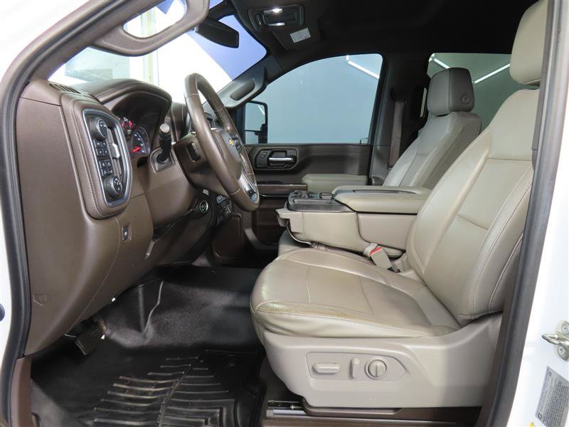 Used 2020 Chevrolet Silverado 2500 LTZ w/ Z71 Off-Road Package AWD/4WD image 13