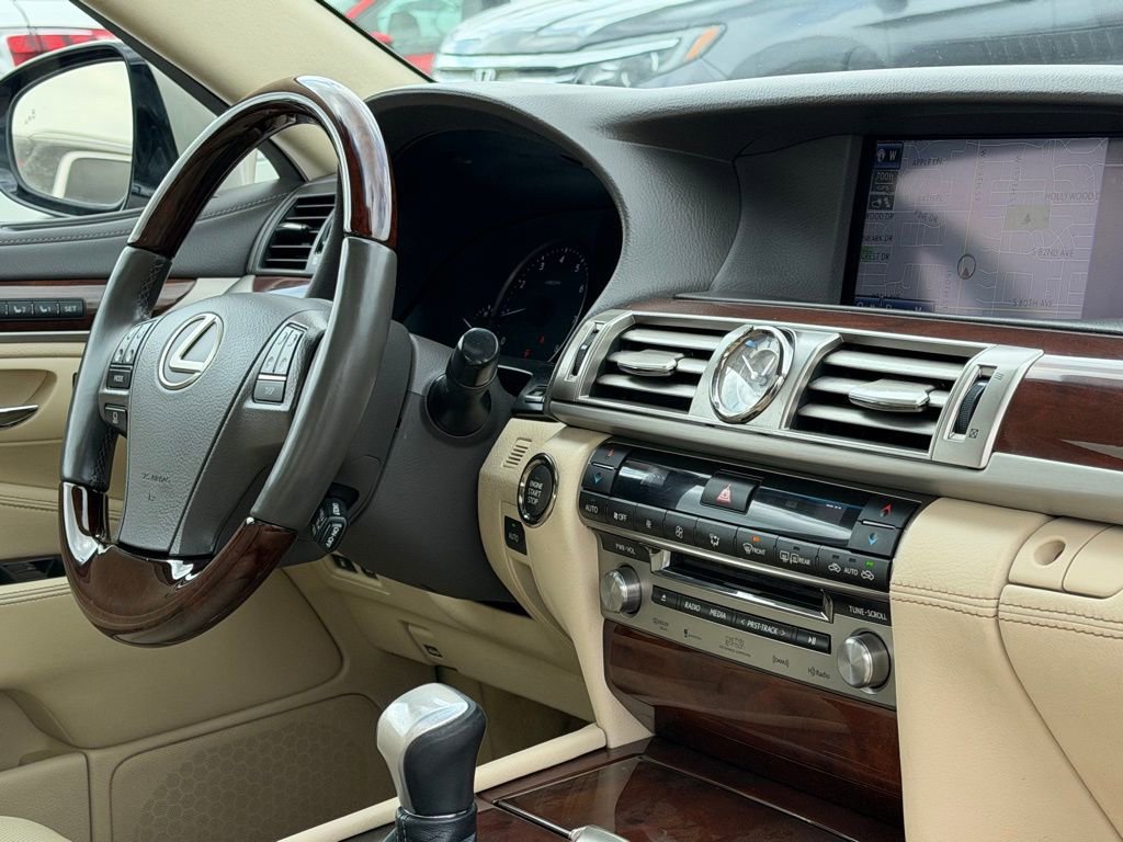 Used 2014 Lexus LS 460 AWD w/ Comfort Package image 19