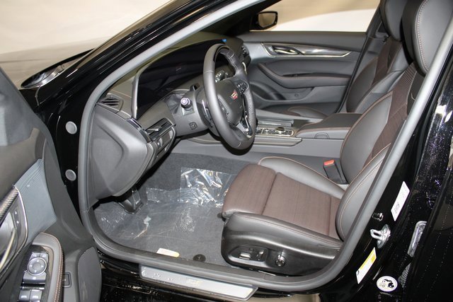 New 2026 Cadillac CT5 Sport image 4