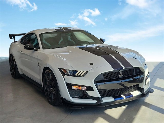 Used 2020 Ford Mustang Shelby GT500 w/ Carbon Fiber Track Pack image 1