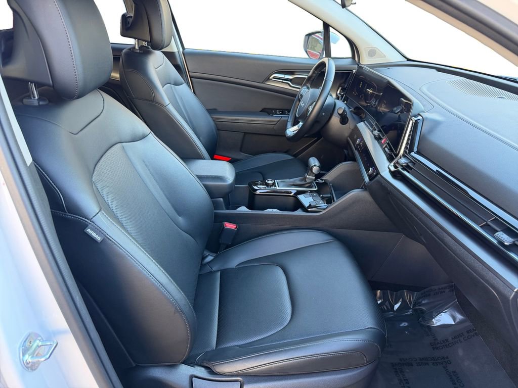 Used 2023 Kia Sportage EX image 15