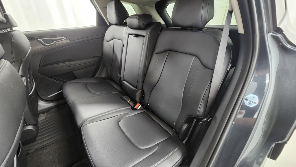 New 2026 Kia Sportage EX AWD/4WD image 12