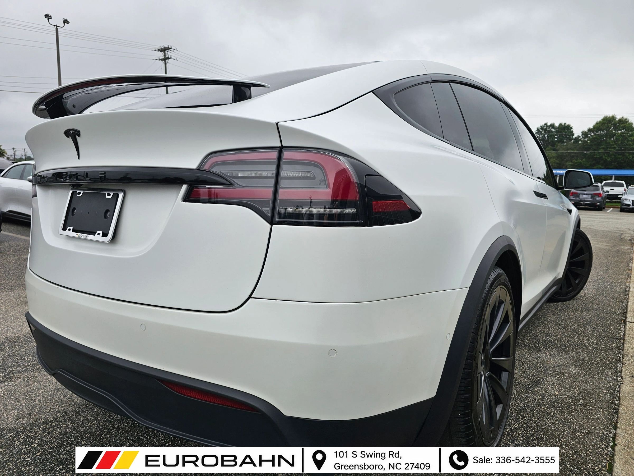Used 2022 Tesla Model X AWD/4WD image 5