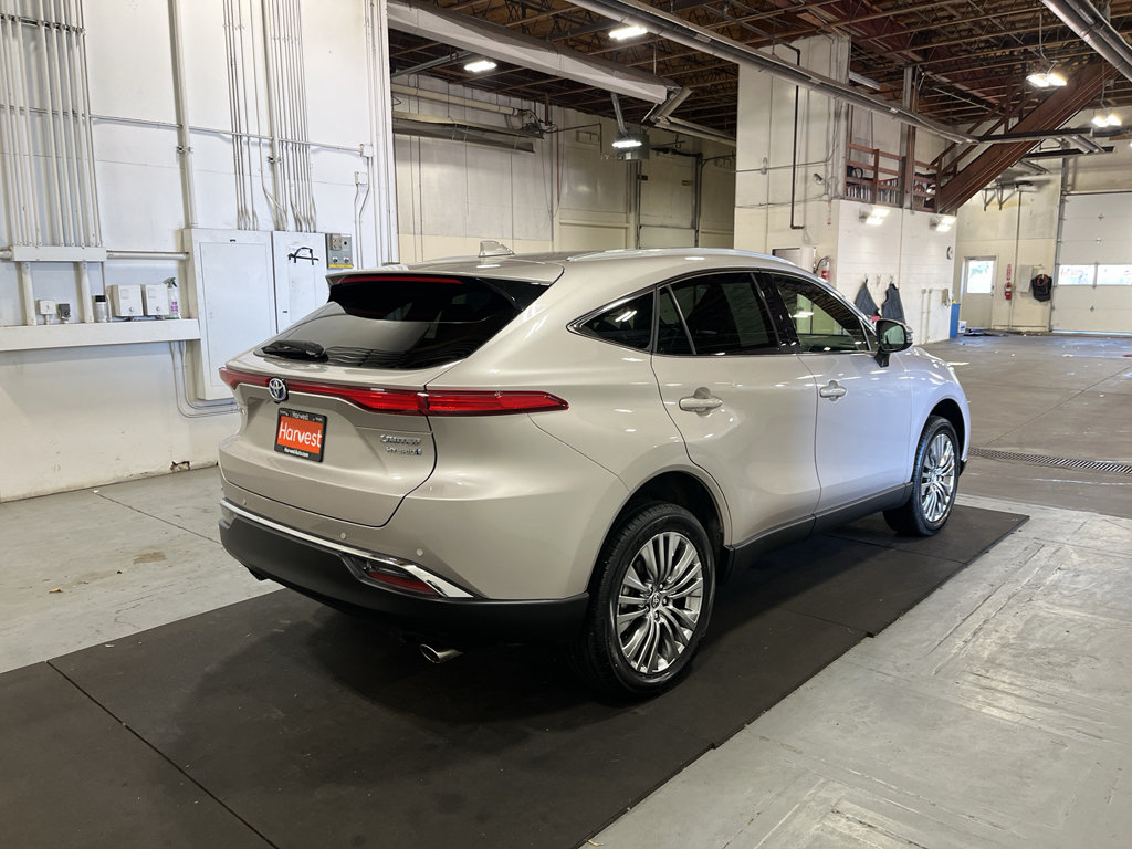 Used 2022 Toyota Venza Limited AWD/4WD image 6