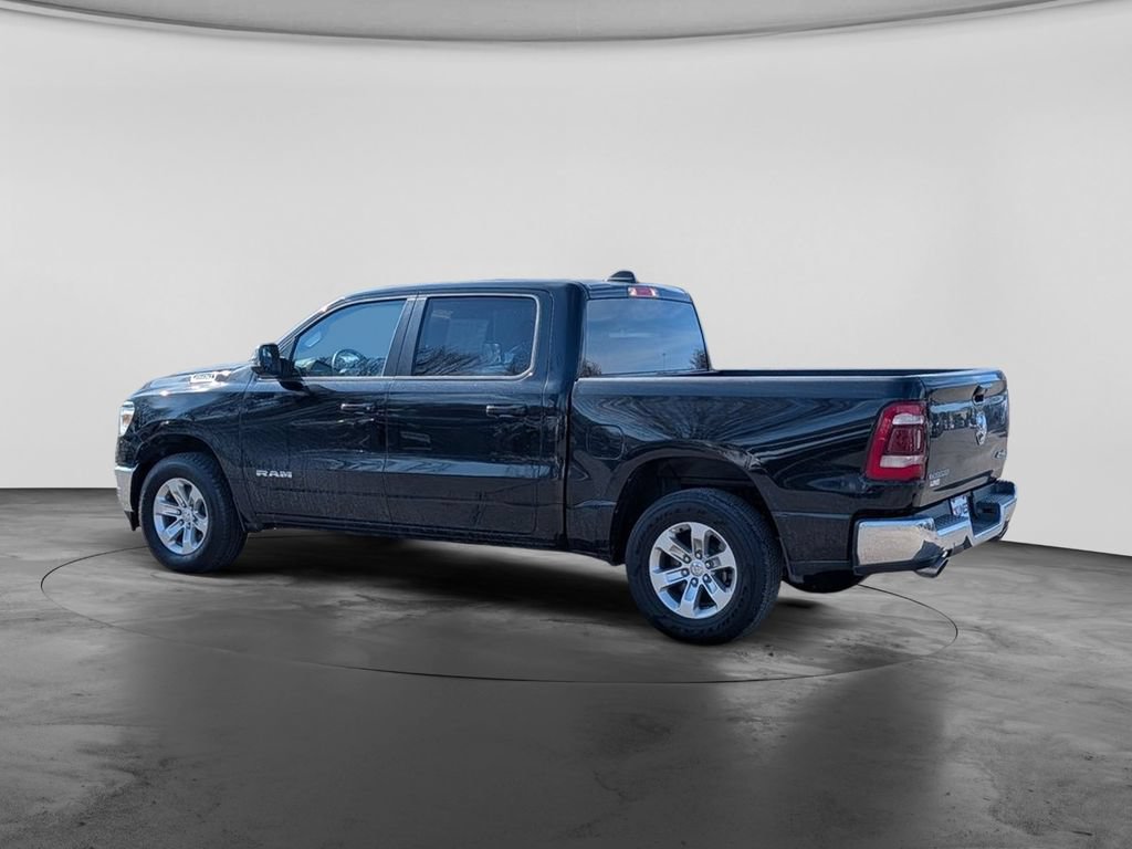 Used 2024 RAM 1500 Laramie AWD/4WD image 7