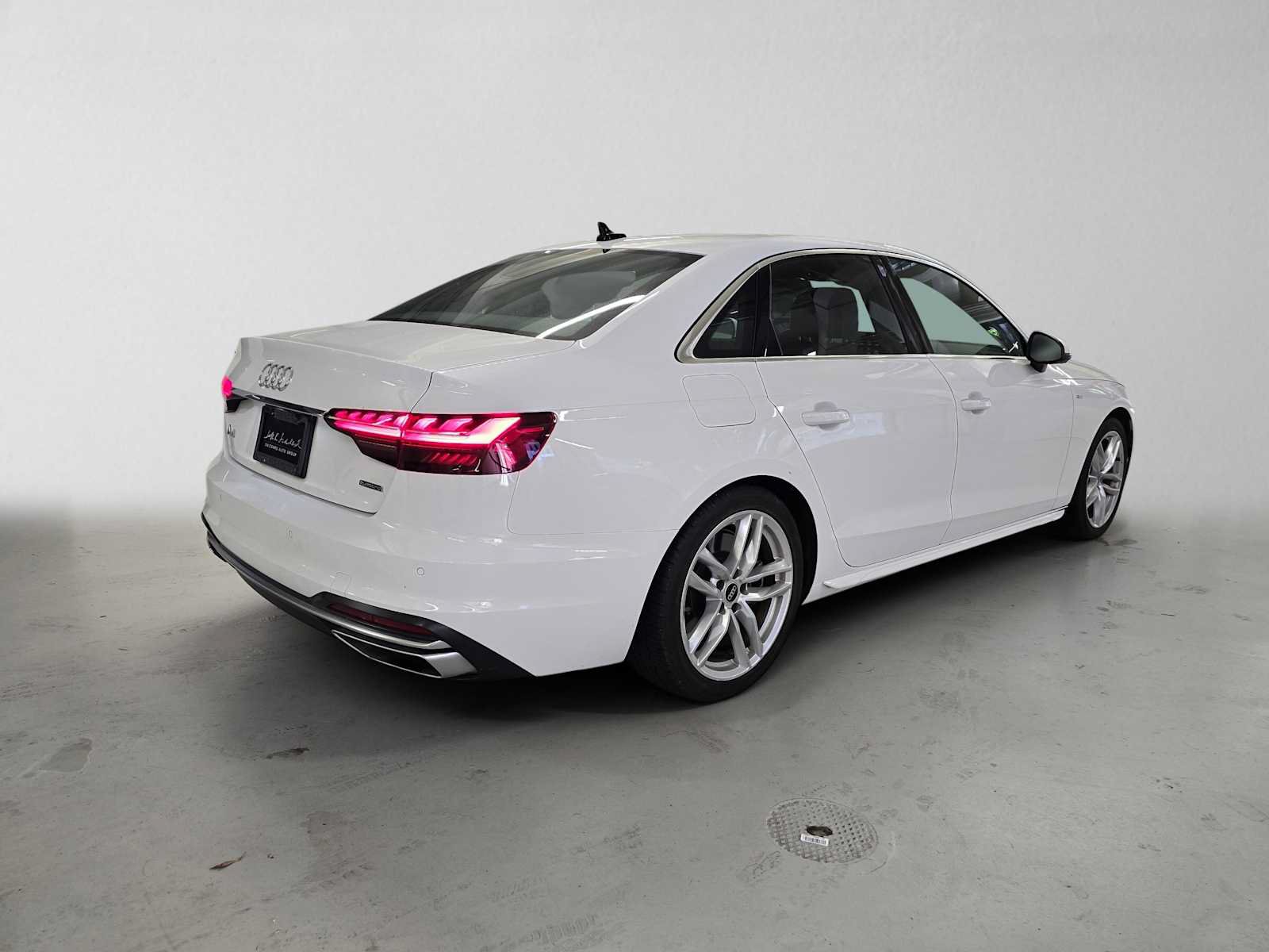 Used 2024 Audi A4 2.0T Premium Plus AWD/4WD image 5
