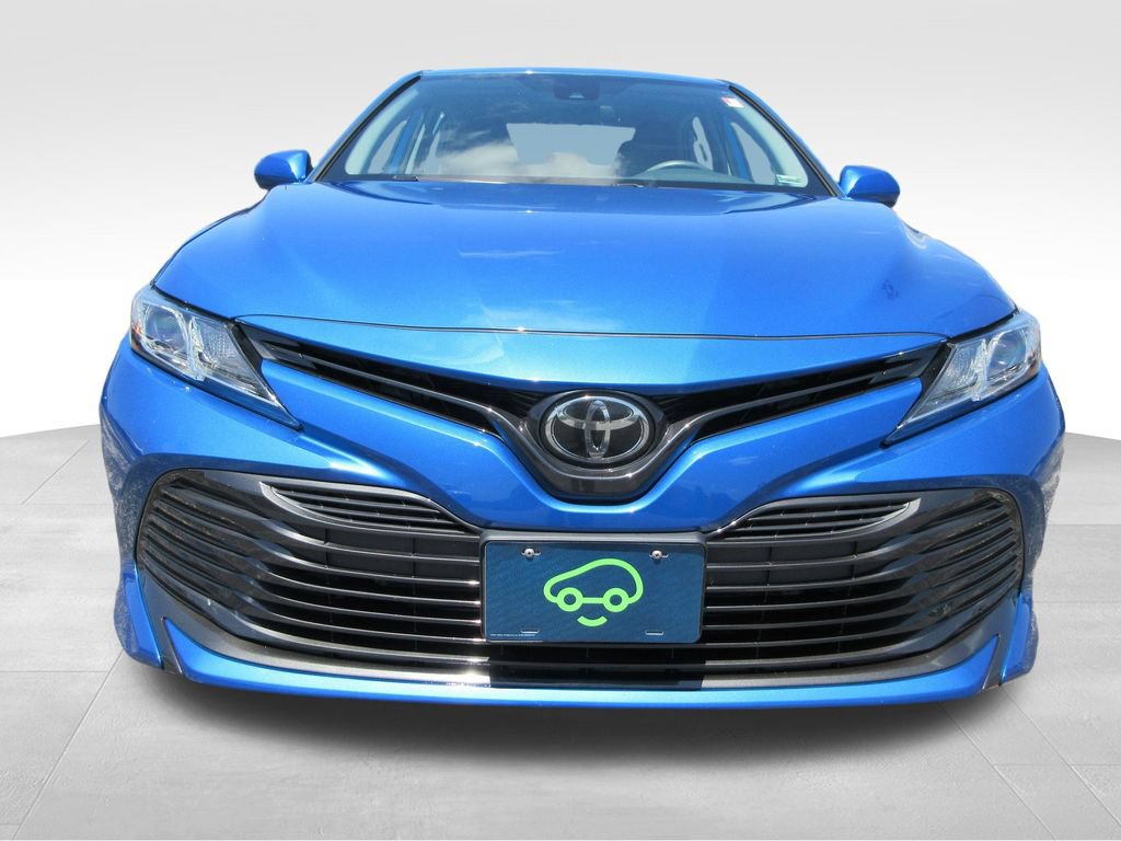 Used 2019 Toyota Camry LE FWD image 8