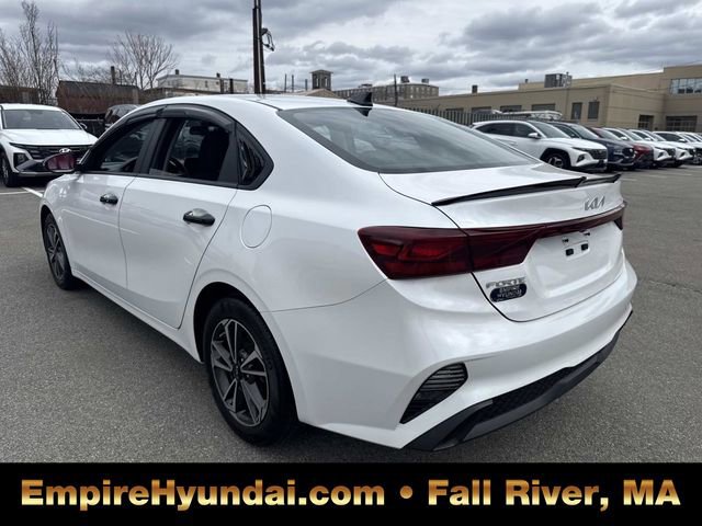 Used 2024 Kia Forte LXS image 8