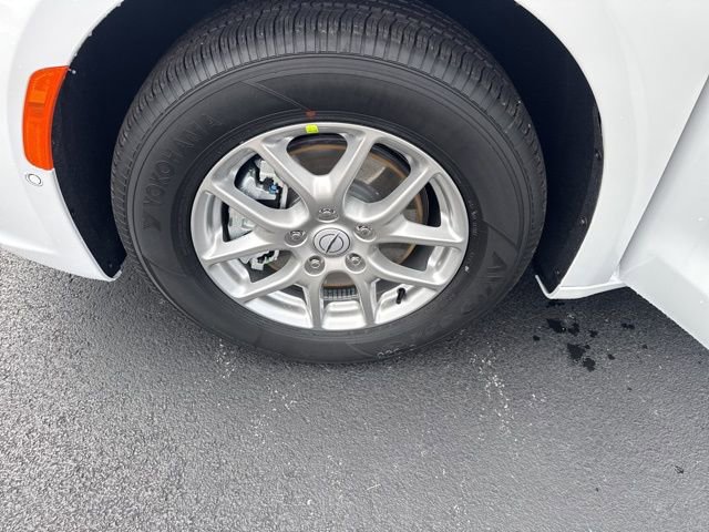 New 2026 Chrysler Pacifica Select image 16