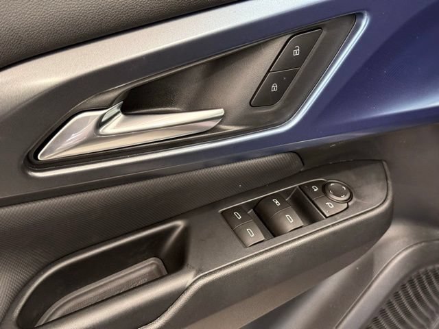 New 2026 Chevrolet Equinox EV LT FWD image 15