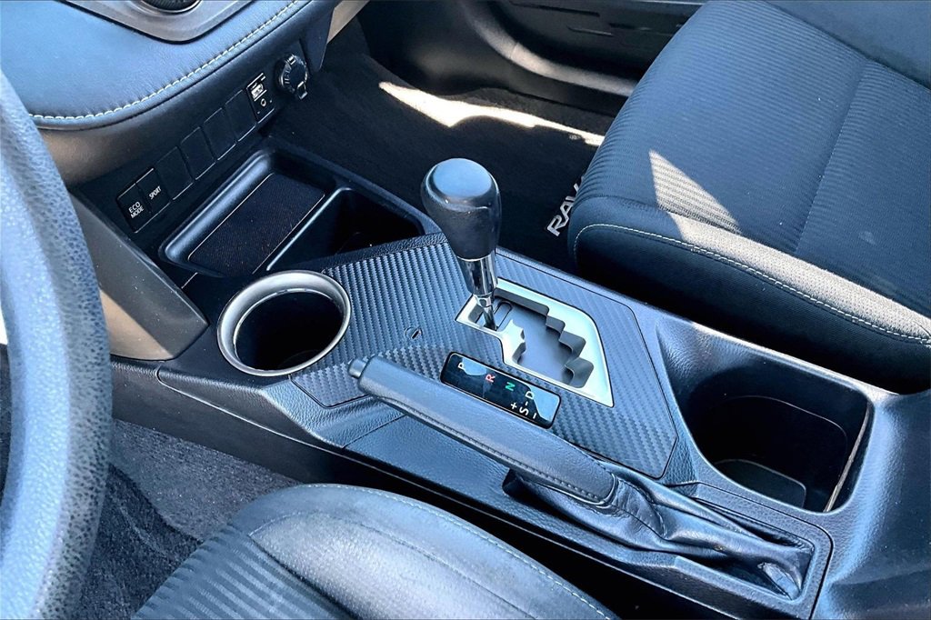 Used 2015 Toyota RAV4 XLE image 14