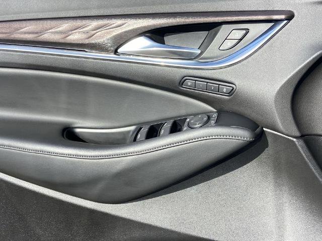 Used 2024 Buick Enclave Avenir w/ Trailering Package, 5000 lbs. image 20