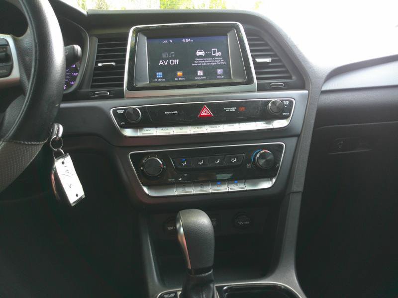 Used 2019 Hyundai Sonata SE FWD image 16