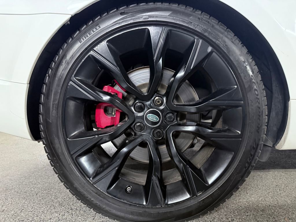 Used 2021 Land Rover Range Rover Sport HST image 15